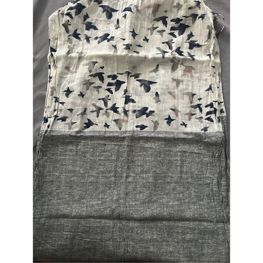 Pretty Scarf With Birds